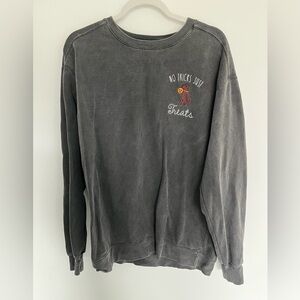 Distressed Grey Crewneck Sweatshirt with Embroidered Brown Dog for Halloween